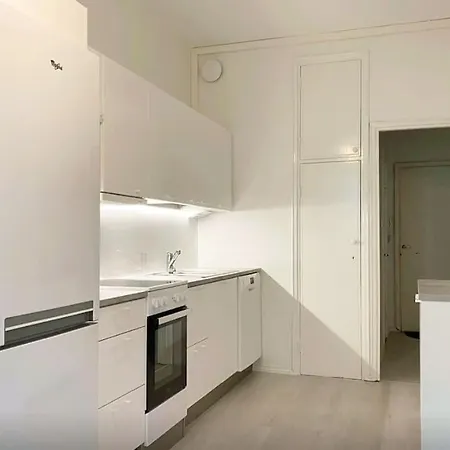 Moderni Siisti Koti Jossa Modernit Kalusteet *