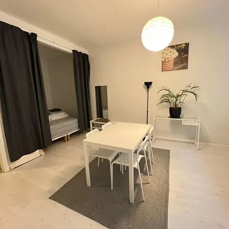 Moderni Siisti Koti Jossa Modernit Kalusteet Appartamento *