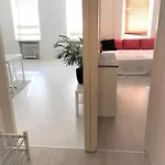 Apartamento Moderni Siisti Koti Jossa Modernit Kalusteet *